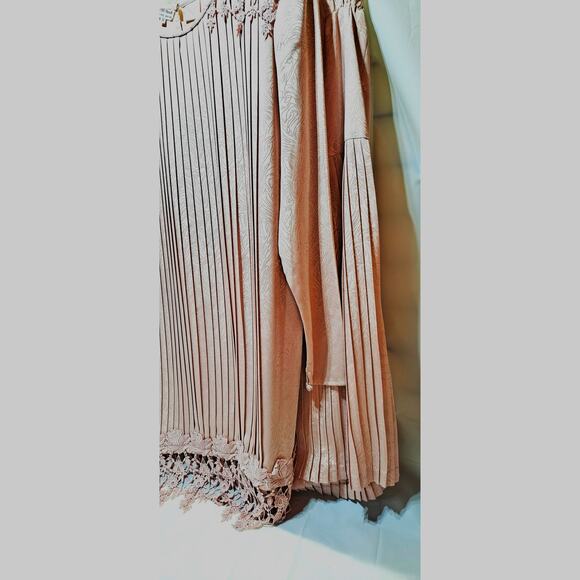 In The Mood Women's Skirt Set Pink Jacquard Tunic Top Micro-pleated Lace Midi 14 - Picture 4 of 16